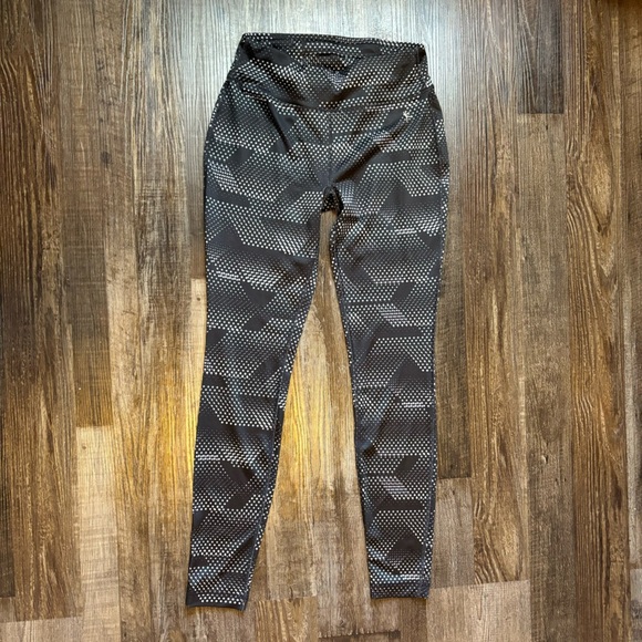 Danskin Denim - DANSKIN NOW printed leggings in black and grey, size XS